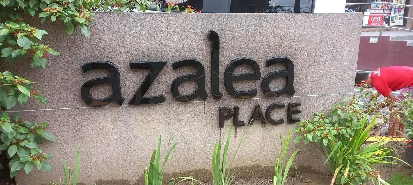 Azalea Place acrylic built-up letters, printed and installed by MCAV