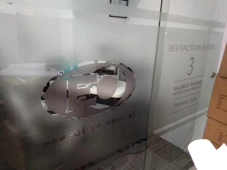 Executive Optical vinyl graphics, printed and installed by MCAV