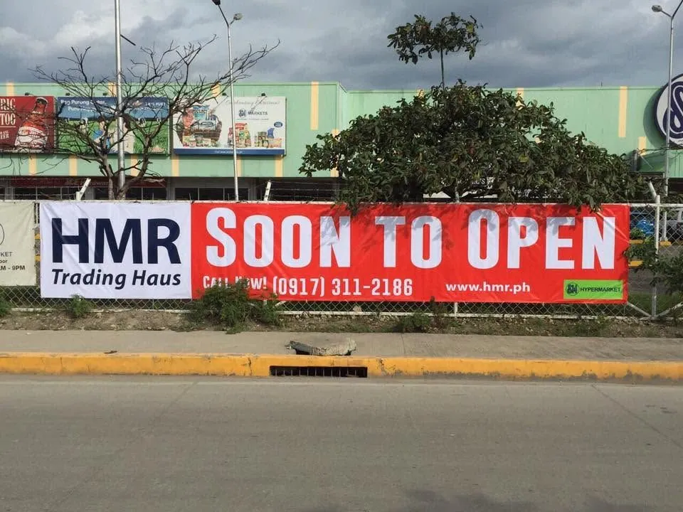 HMR Trading Haus tarpaulin at SM Hypermarket, printed and installed by MCAV