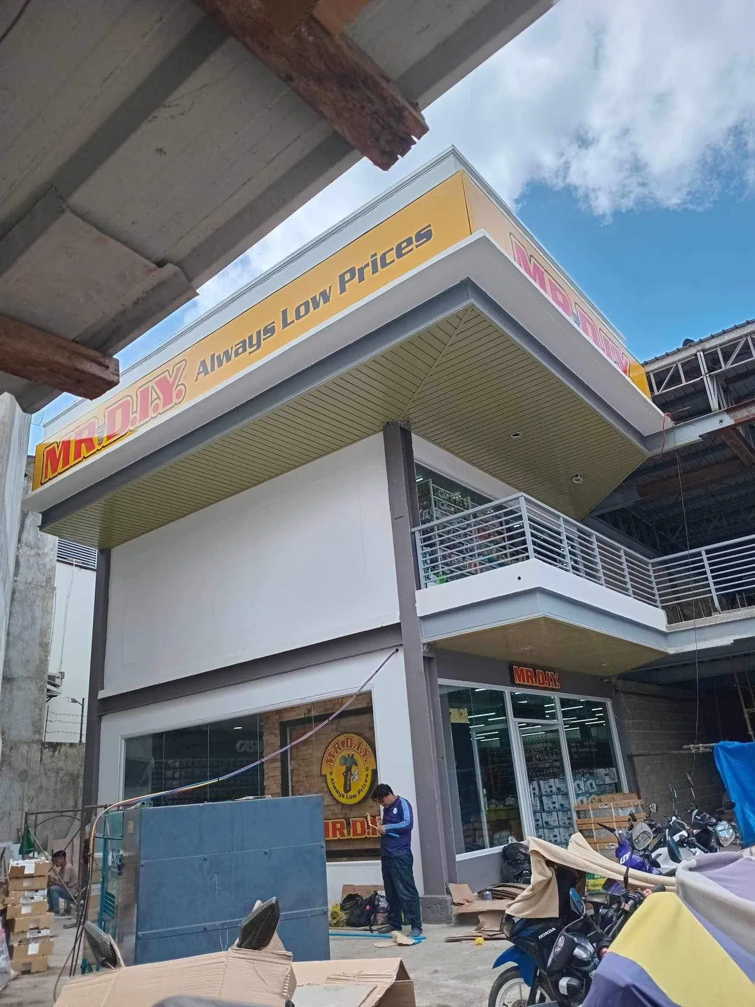Mr. D.I.Y. Panaflex sign, printed and installed by MCAV