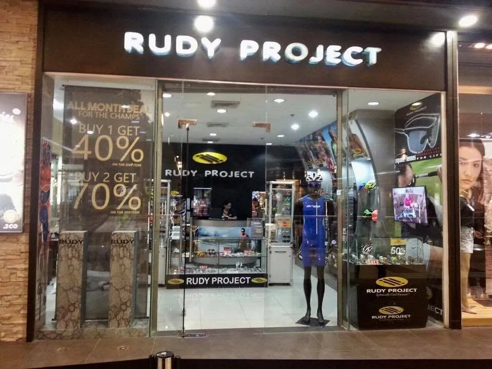 Rudy Project lighted sign, printed and installed by MCAV