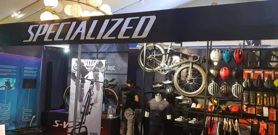 Specialized X-banner, printed and installed by MCAV